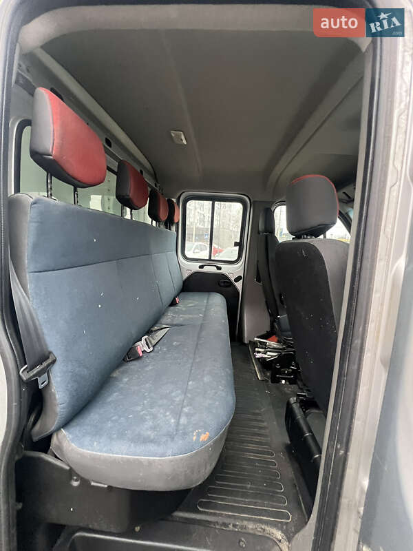 Вантажний фургон Renault Master 2015 в Луцьку