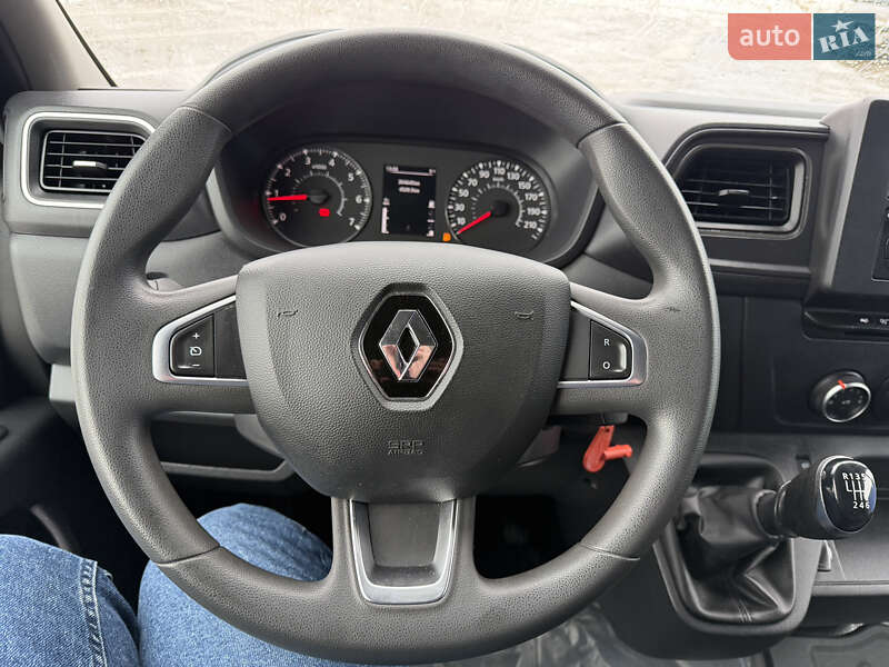 Вантажний фургон Renault Master 2021 в Дубні