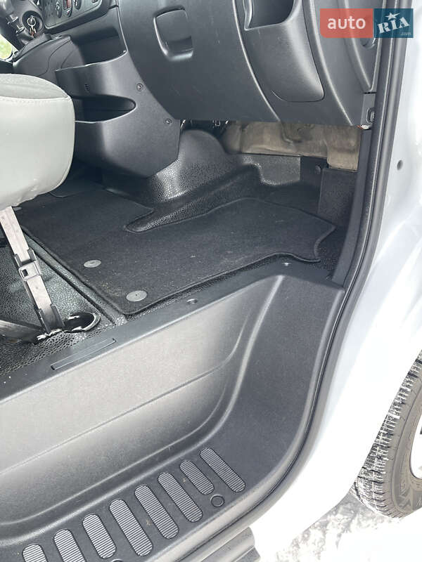 Грузовой фургон Renault Master 2019 в Луцке фото 26 Грузовой фургон Renault Master 2019 в Луцке