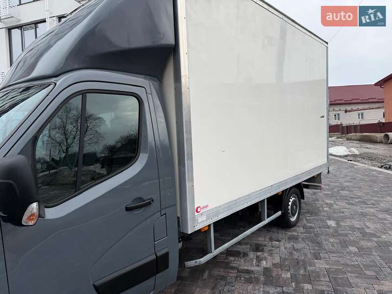 Вантажний фургон Renault Master 2020 в Дубні