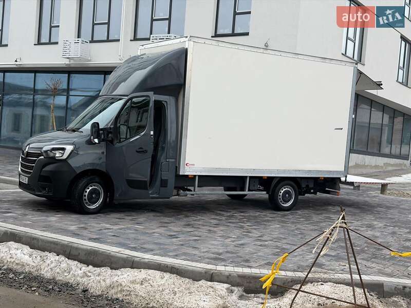 Вантажний фургон Renault Master 2020 в Дубні