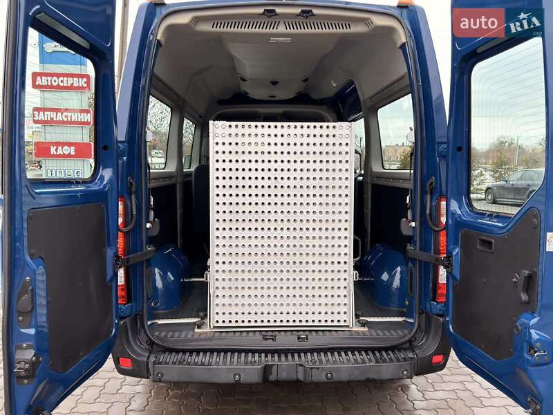 Микроавтобус Renault Master 2015 в Киеве фото 21 Микроавтобус Renault Master 2015 в Киеве