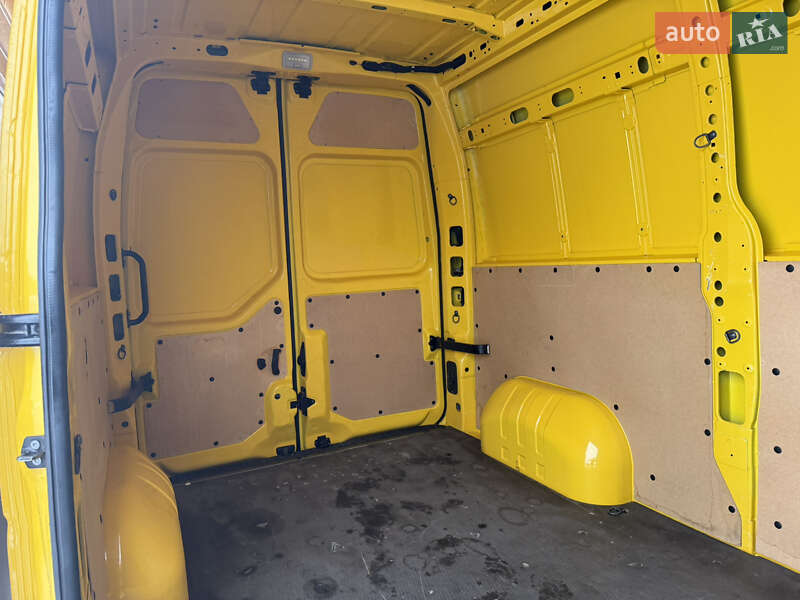 Вантажний фургон Renault Master 2022 в Луцьку