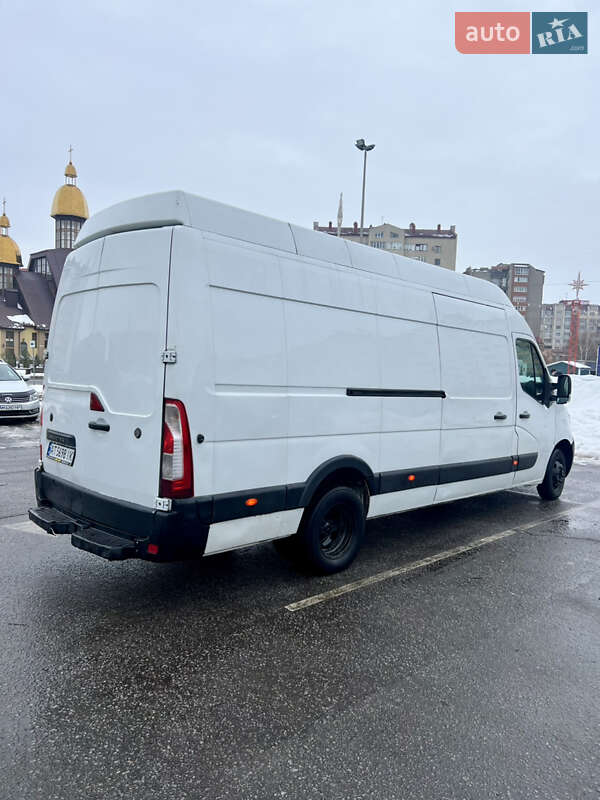 Вантажний фургон Renault Master 2013 в Івано-Франківську