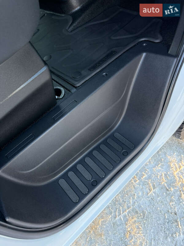 Грузовой фургон Renault Master 2022 в Киеве