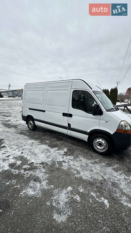 Грузовой фургон Renault Master 2009 в Умани