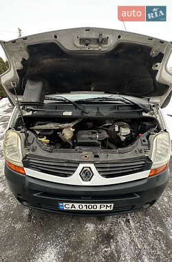 Грузовой фургон Renault Master 2009 в Умани