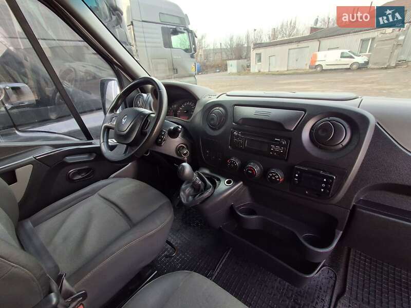 Грузовой фургон Renault Master 2017 в Луцке фото 17 Грузовой фургон Renault Master 2017 в Луцке