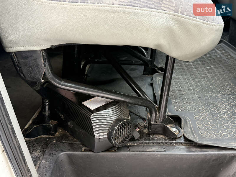 Вантажопасажирський фургон Renault Master 2006 в Володимирі фото 4 Вантажопасажирський фургон Renault Master 2006 в Володимирі