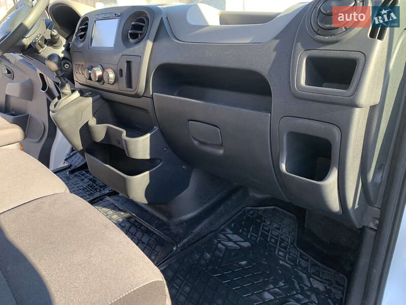 Грузовой фургон Renault Master 2017 в Харькове