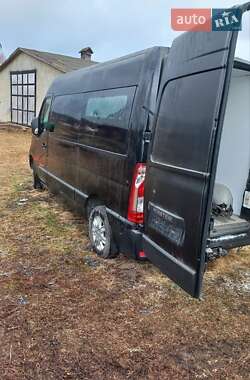 Грузопассажирский фургон Renault Master 2015 в Черновцах
