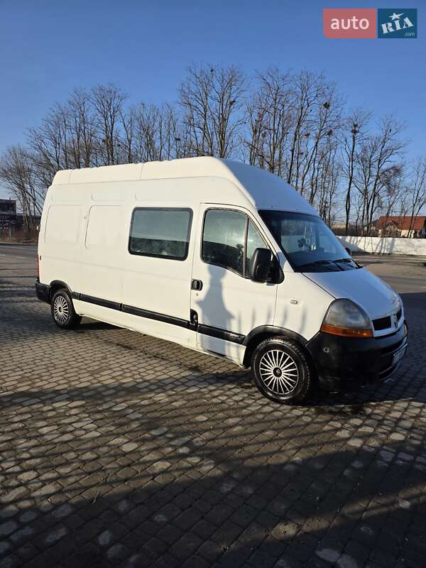Вантажний фургон Renault Master 2004 в Івано-Франківську