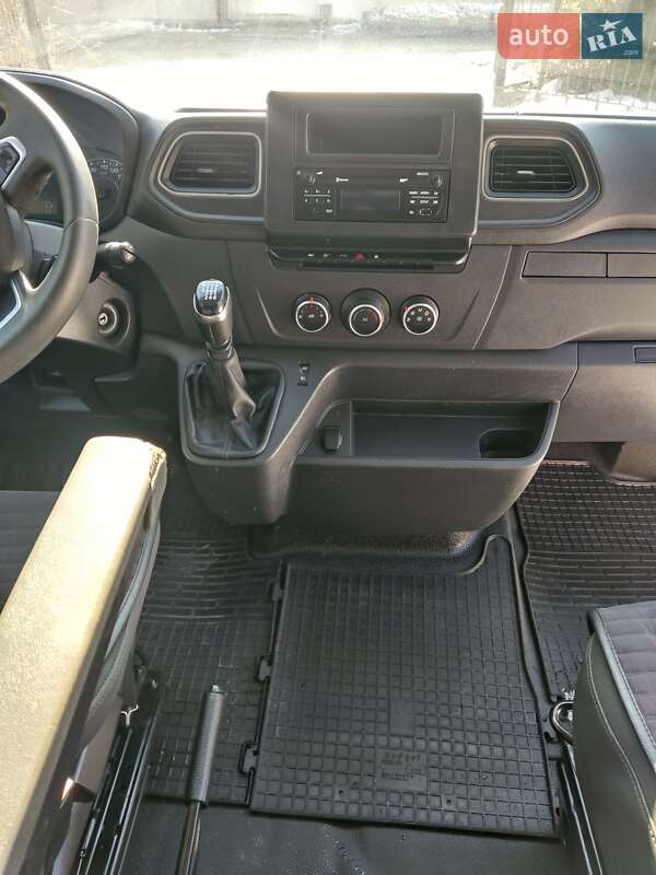 Тентованый Renault Master 2020 в Кременце