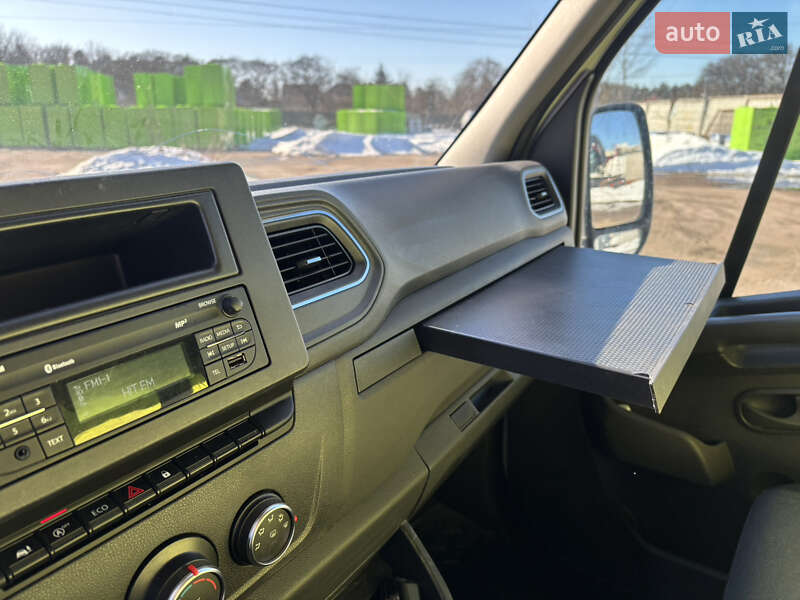 Тентований Renault Master 2021 в Києві фото 17 Тентований Renault Master 2021 в Києві