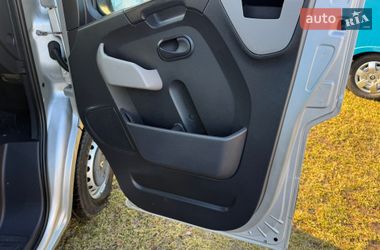 Вантажний фургон Renault Master 2016 в Дубні