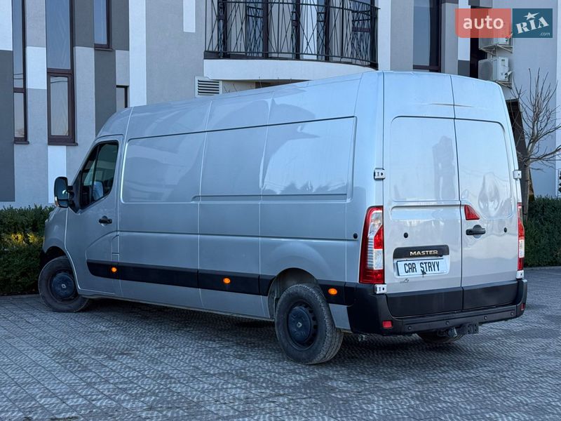 Вантажний фургон Renault Master 2019 в Стрию