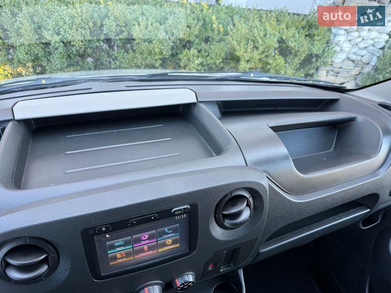 Вантажний фургон Renault Master 2019 в Стрию