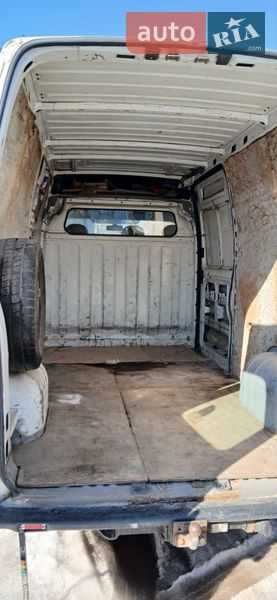 Вантажний фургон Renault Master 2006 в Вінниці