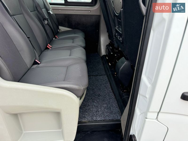 Вантажопасажирський фургон Renault Master 2017 в Києві