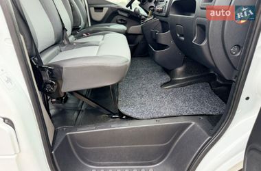 Грузопассажирский фургон Renault Master 2017 в Киеве