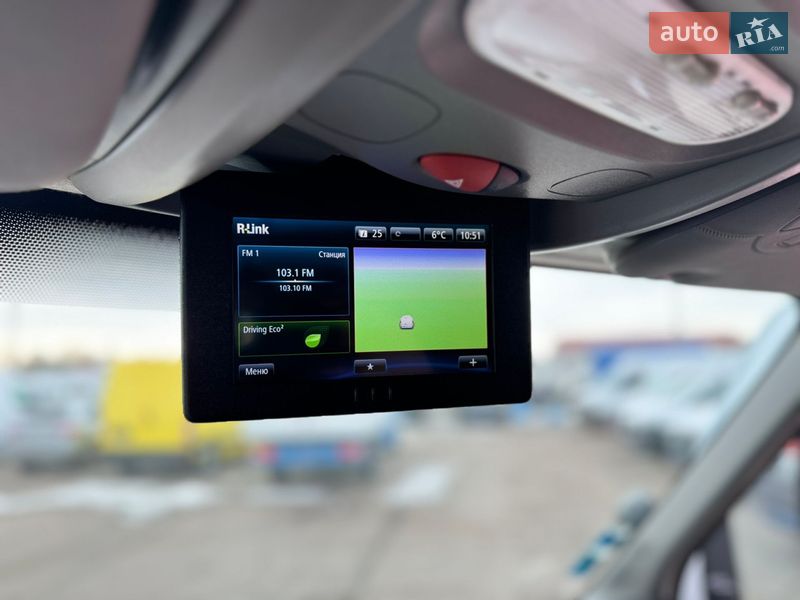 Вантажопасажирський фургон Renault Master 2017 в Києві