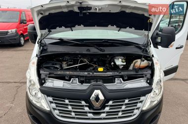 Грузопассажирский фургон Renault Master 2017 в Киеве