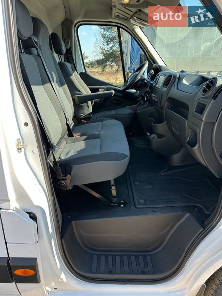 Грузовой фургон Renault Master 2018 в Львове