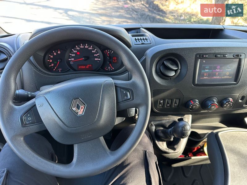 Грузовой фургон Renault Master 2018 в Львове