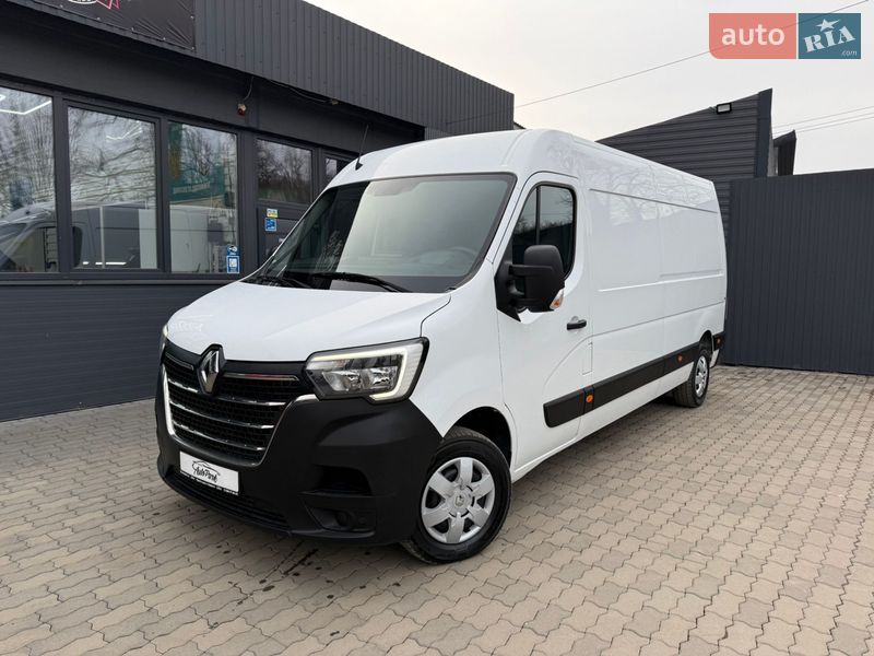Вантажний фургон Renault Master 2021 в Чернівцях