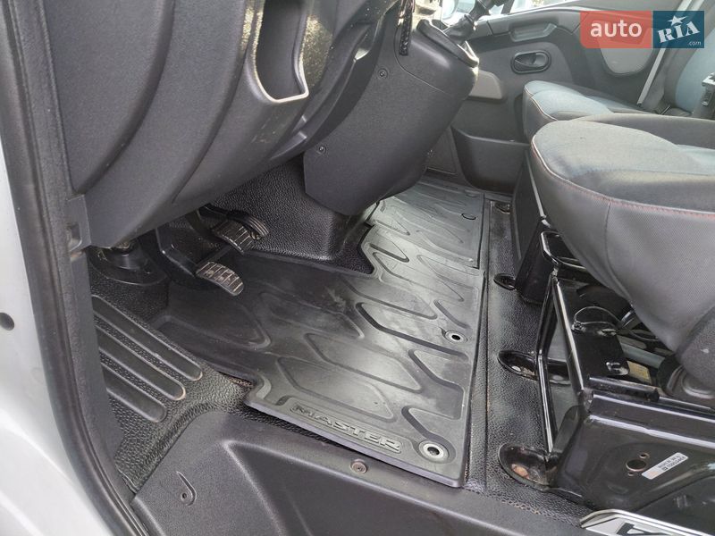 Грузовой фургон Renault Master 2016 в Ивано-Франковске