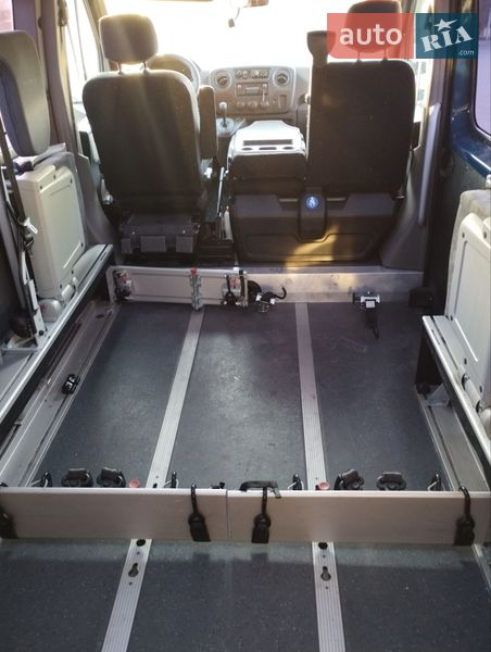 Минивэн Renault Master 2013 в Луцке