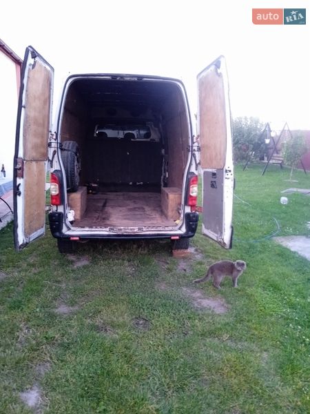 Вантажний фургон Renault Master 2006 в Летичіві