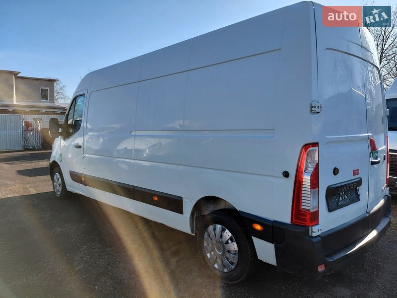 Грузовой фургон Renault Master 2015 в Ивано-Франковске