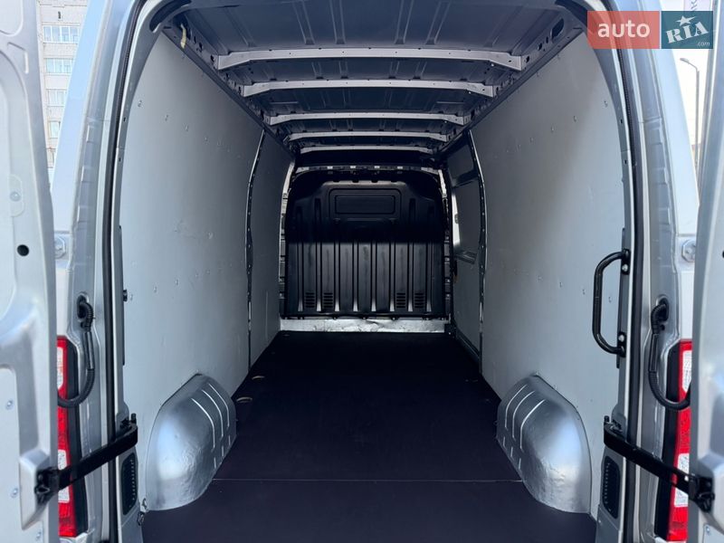 Грузовой фургон Renault Master 2021 в Дубно