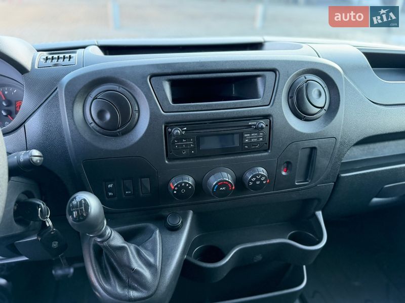 Грузовой фургон Renault Master 2019 в Дубно
