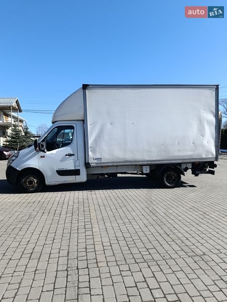 Вантажний фургон Renault Master 2016 в Звенигородці