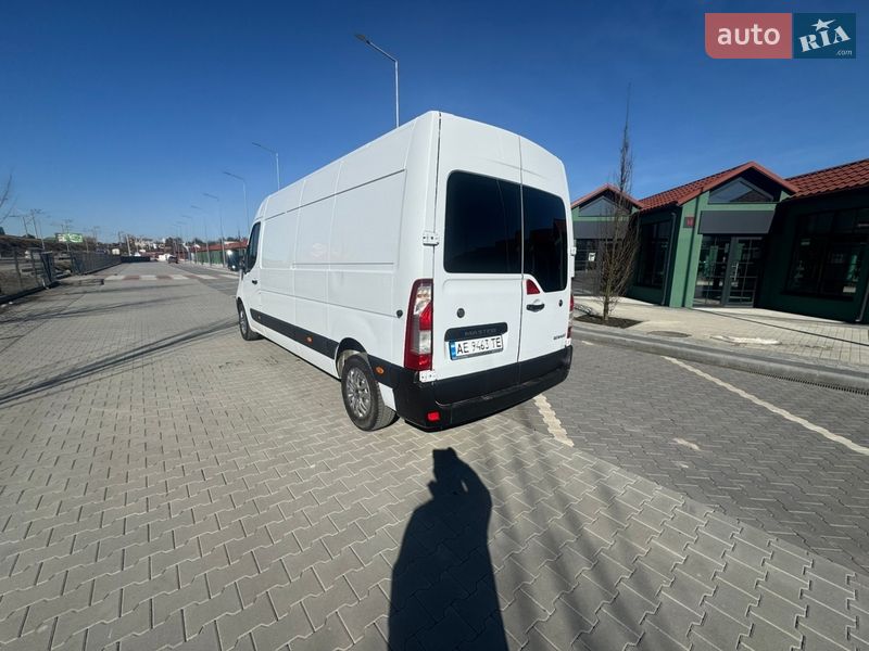 Вантажний фургон Renault Master 2019 в Ірпені