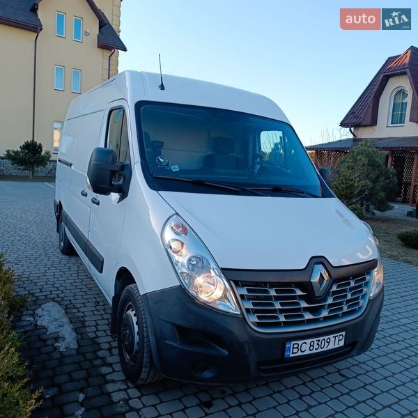 Грузовой фургон Renault Master 2018 в Почаеве