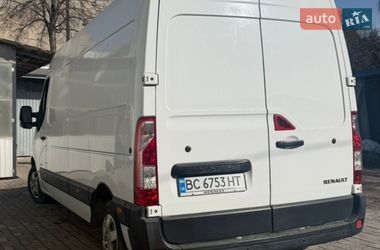 Грузовой фургон Renault Master 2015 в Львове