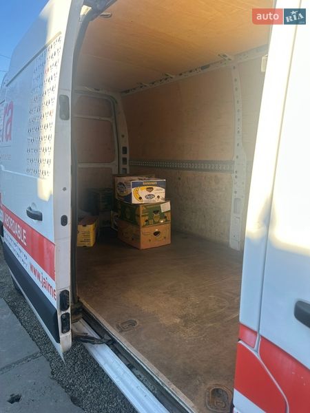 Вантажний фургон Renault Master 2018 в Косові