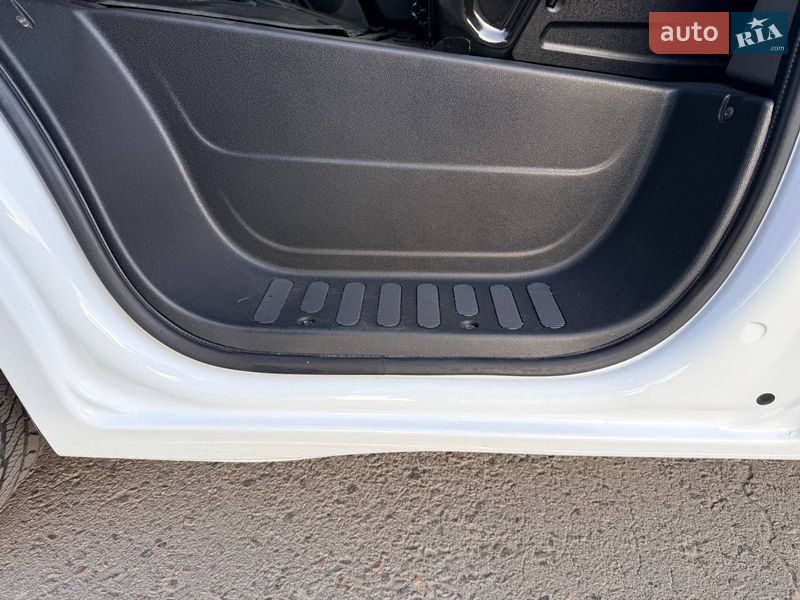 Грузовой фургон Renault Master 2021 в Киеве