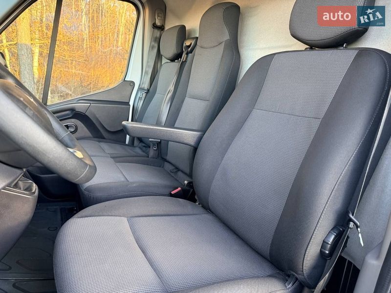 Грузовой фургон Renault Master 2021 в Киеве