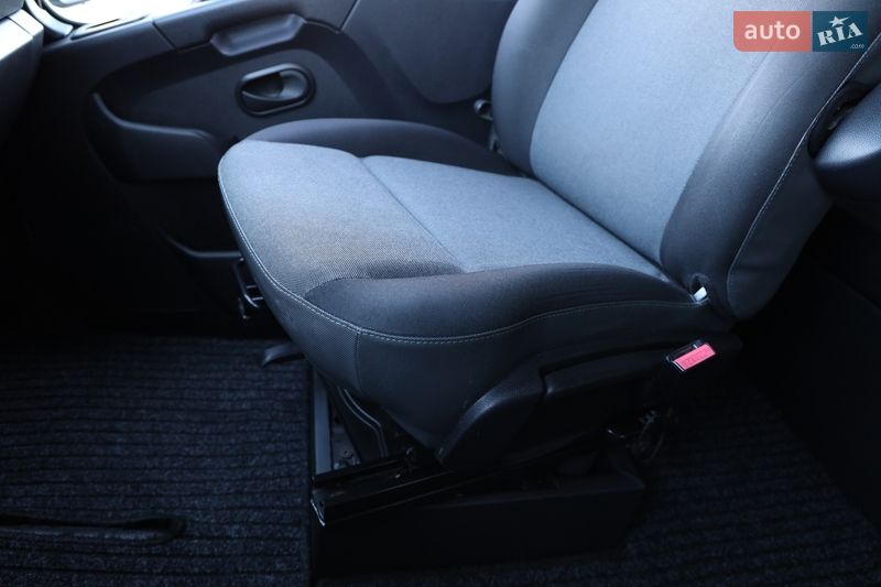 Платформа Renault Master 2020 в Луцьку