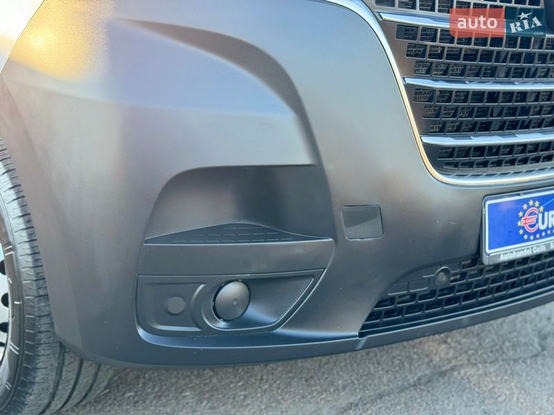 Грузовой фургон Renault Master 2021 в Киеве