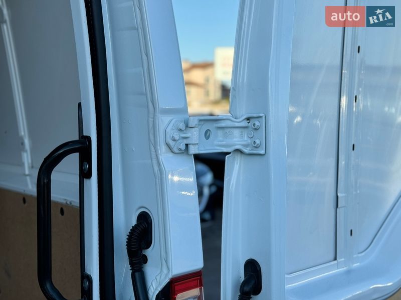 Грузовой фургон Renault Master 2021 в Киеве