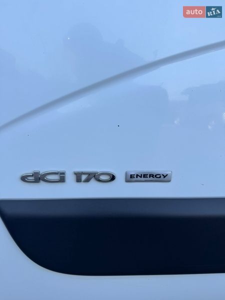 Грузовой фургон Renault Master 2017 в Ужгороде