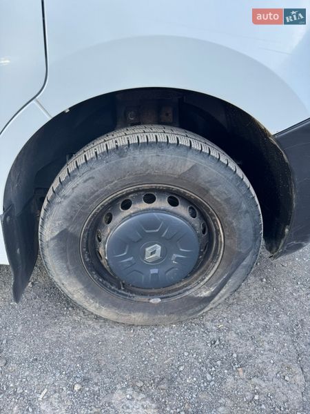 Грузовой фургон Renault Master 2017 в Ужгороде