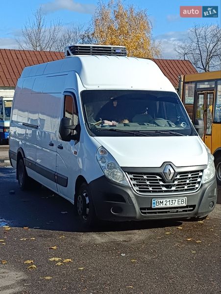 Вантажний фургон Renault Master 2015 в Сумах