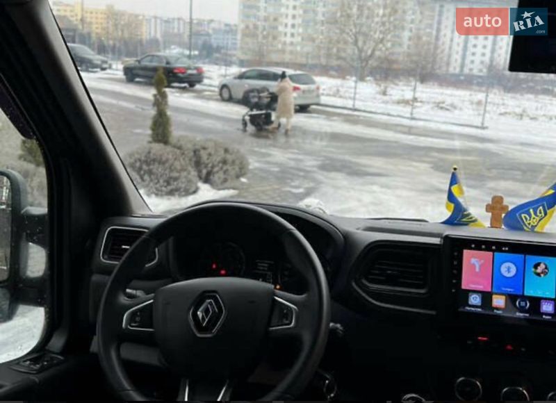 Мікроавтобус Renault Master 2020 в Долині
