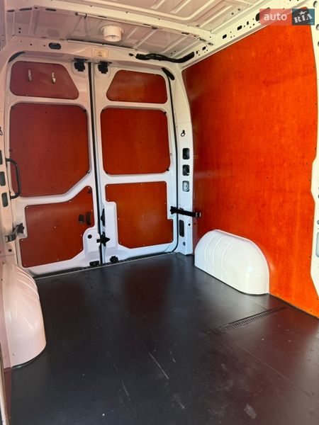 Грузовой фургон Renault Master 2021 в Киеве